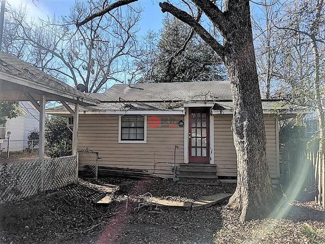 美国德克萨斯州巴黎3卧2卫的房产