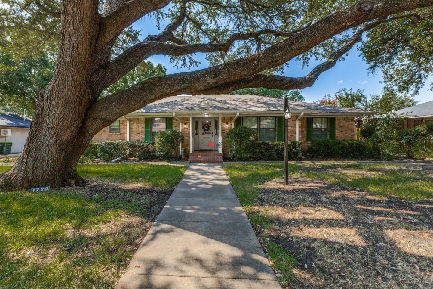 美国德克萨斯州普莱诺的独栋别墅,14th Pl,编号78496365