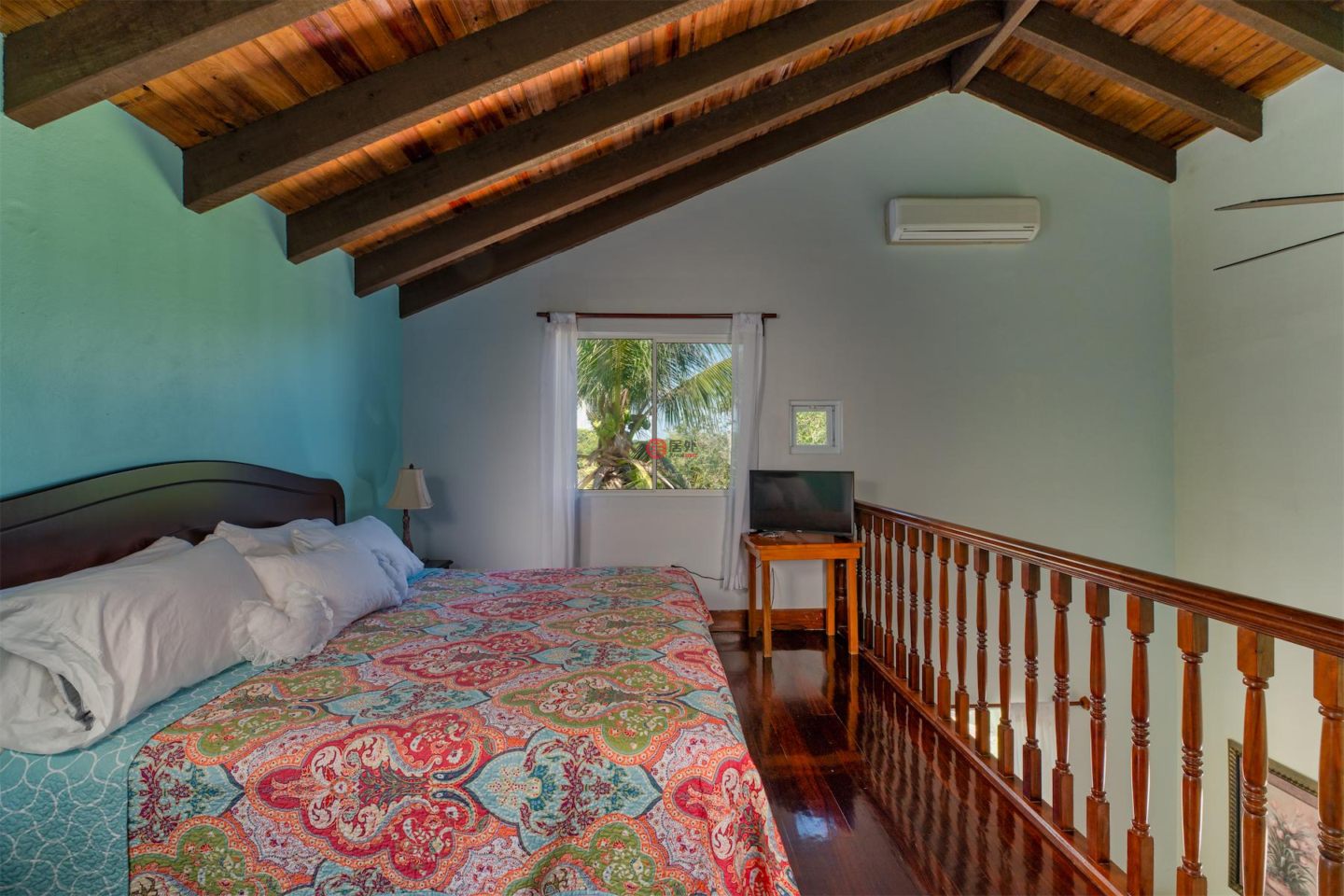 洪都拉斯海湾群岛Roatán的独栋别墅，Island House with Dock & Boats in Parrot Tree，编号77810415