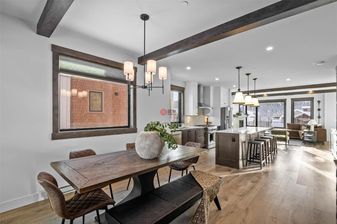 加拿大不列颠哥伦比亚省Sun Peaks的联排别墅，7000 MCGILLIVRAY LAKE，编号75526808