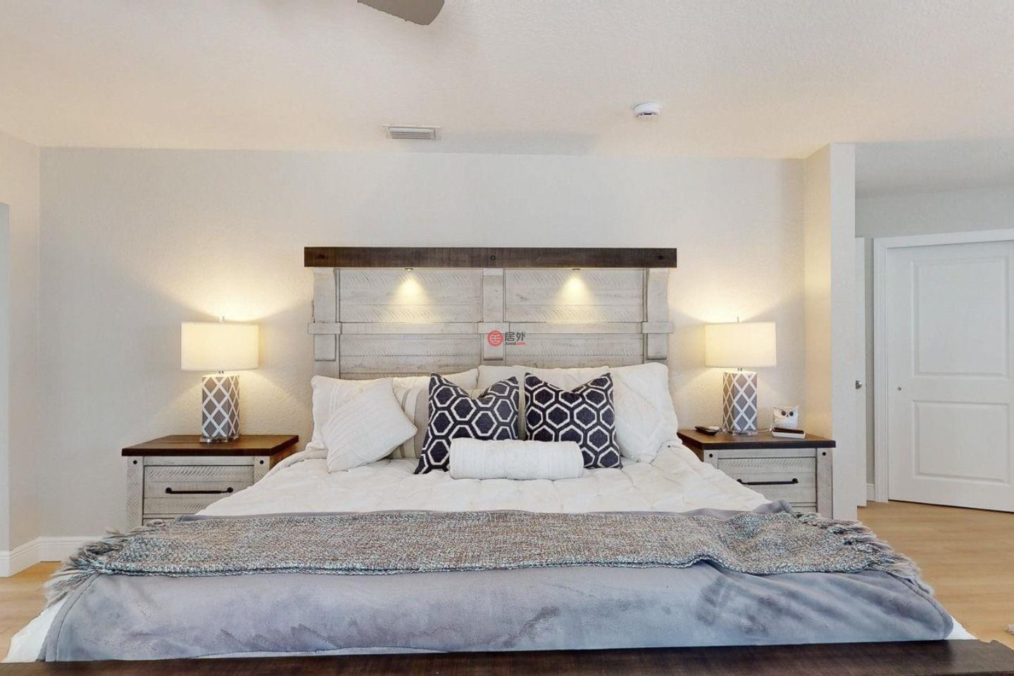 美国佛罗里达州拉戈的独栋别墅，411 HARBOR VIEW，编号75530157