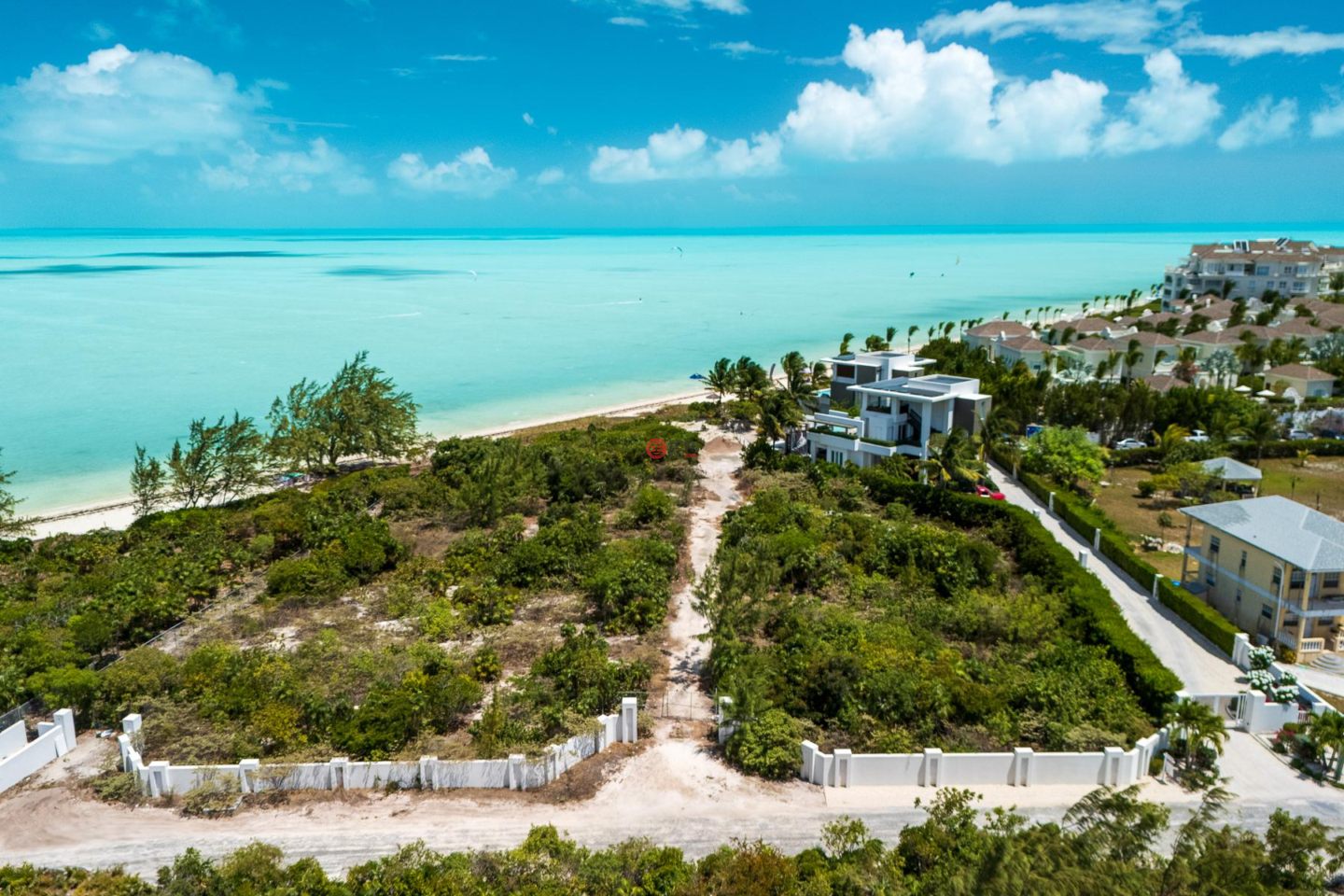 特克斯與凱科斯群島的住宅用地，Beach Front Land Long Bay Hills，编号78100327