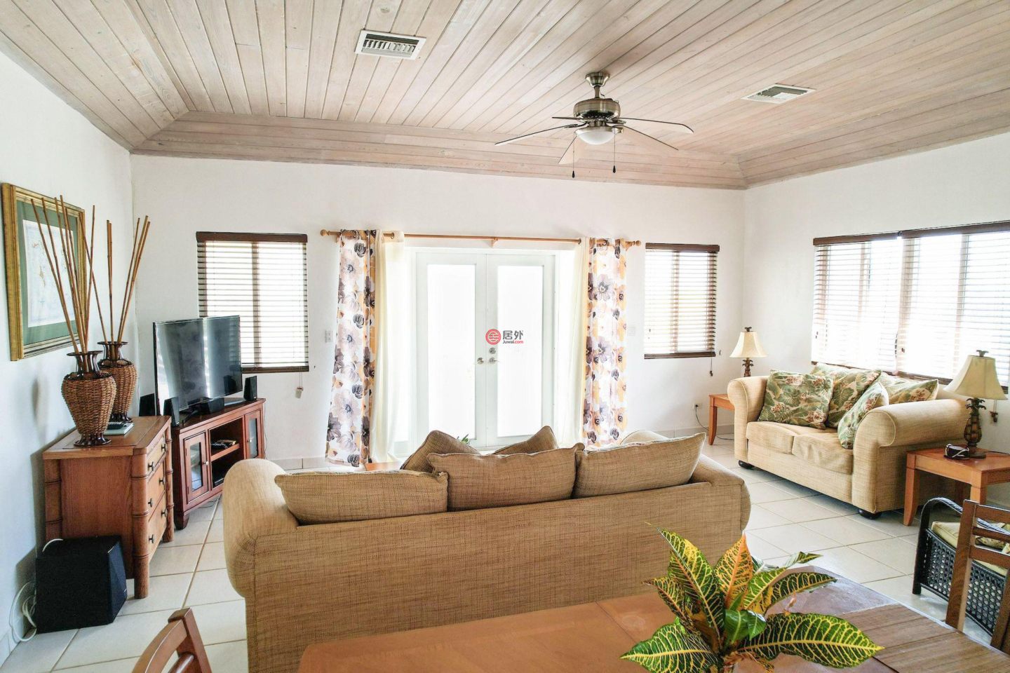 巴哈马Governors Harbour的住宅用地，Beachfront Home & Lot，编号78496141