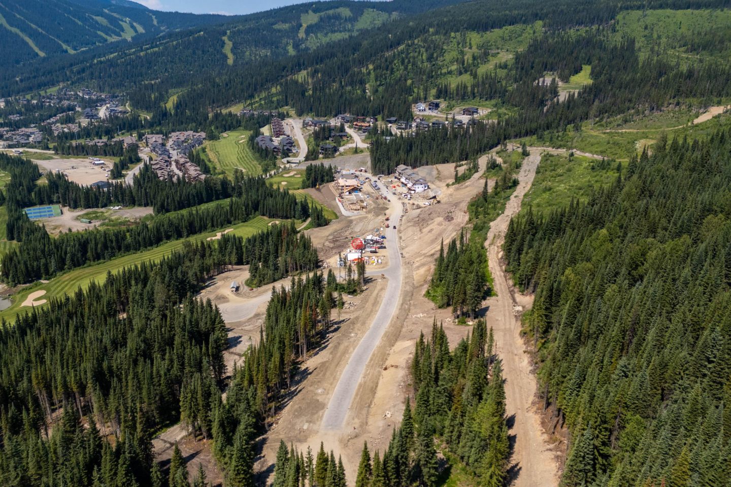 加拿大不列颠哥伦比亚省Sun Peaks的公寓,LOT 5 MCGILLIVRAY LAKE,编号75523180