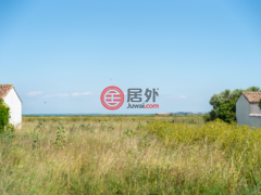 法国夏朗德大区卢瓦的住宅用地，编号77940390