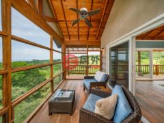 洪都拉斯海湾群岛Roatán的独栋别墅，Island-Style Hillside Haven with Panoramic North Shore Views，编号78473193