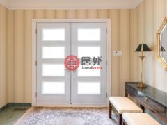 加拿大魁北克蒙特利尔的联排别墅，711 Rue Saraguay E.，编号78057003
