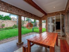 南非豪登省Randburg的独栋别墅，87 Maluti Avenue Northcliff，编号77421496