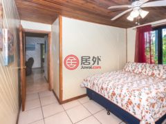 洪都拉斯海湾群岛Roatán的独栋别墅，Totally Turnkey Tropical Home in Sundancer Cabanas，编号78282837