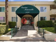 美国加州Encino的公寓，22 5328 Newcastle Ave，编号77482002