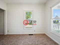 美国爱荷华州锡达拉皮兹的独栋别墅，None 1238 Ellis Blvd.，编号77882737