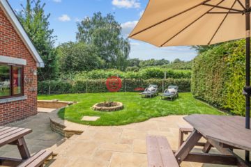 居外网在售英国5卧2卫新房的独栋别墅总占地146平方米约人民币10,779,300