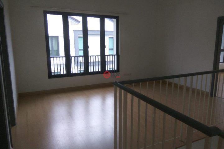 马来西亚莎阿南5卧4卫的公寓