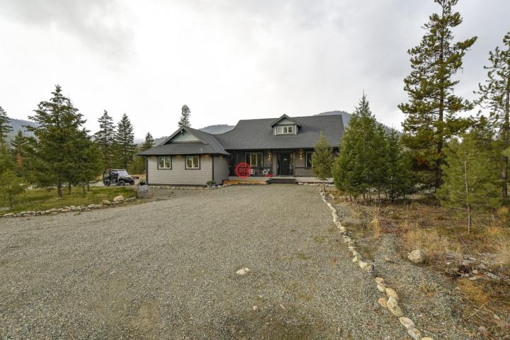 加拿大beaverdell4卧4卫的公寓