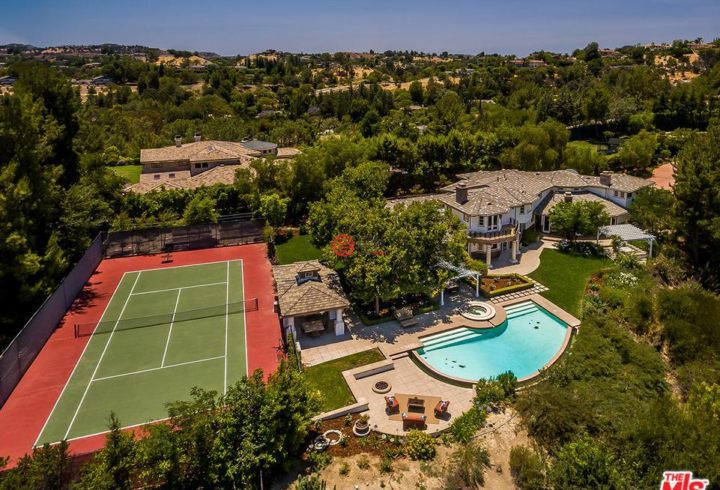 美国加州隐山5卧8卫的房产